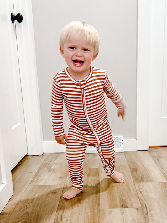 Chase Brown Ribbed Zip