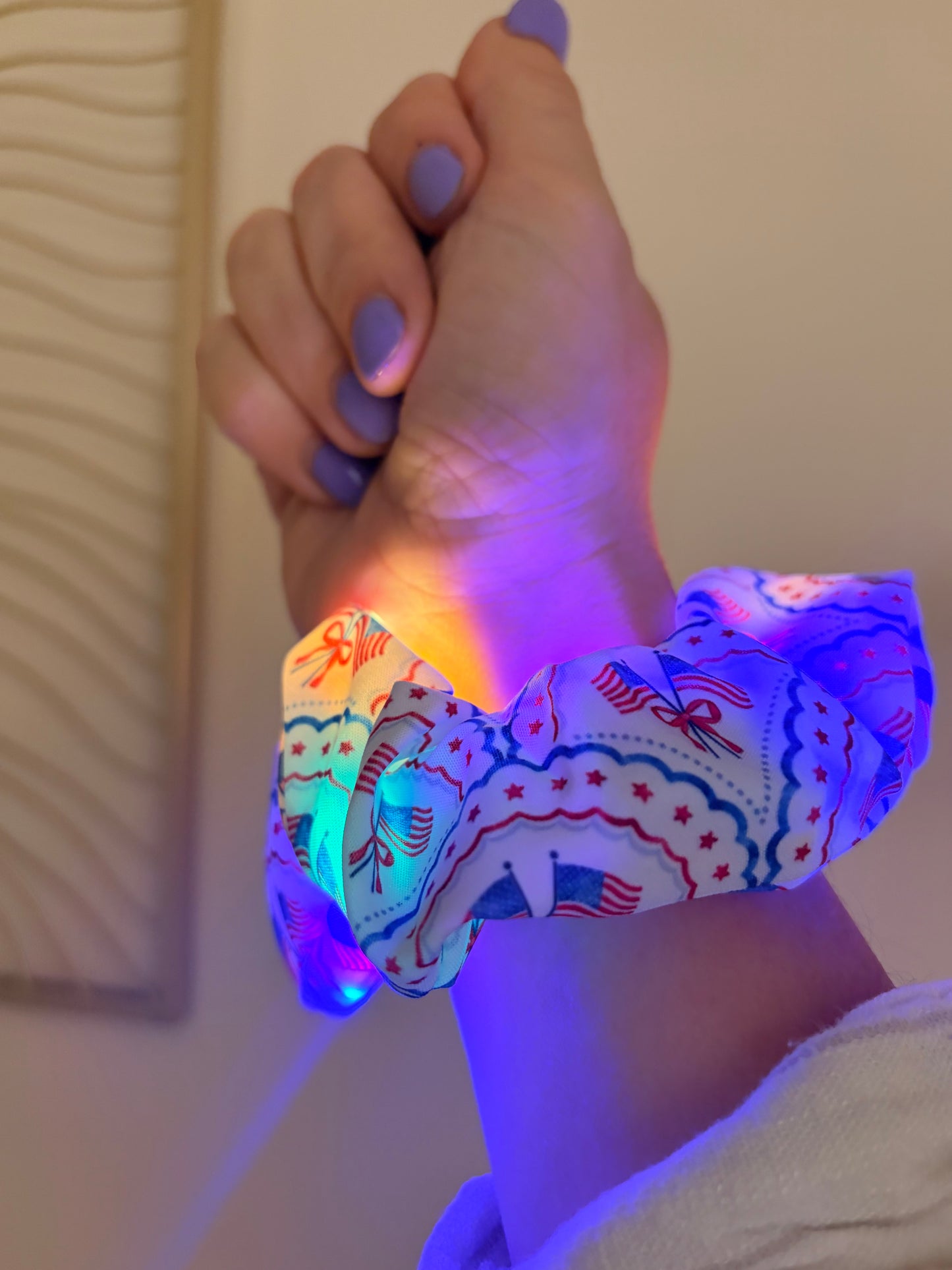 USA Light Up Scrunchie