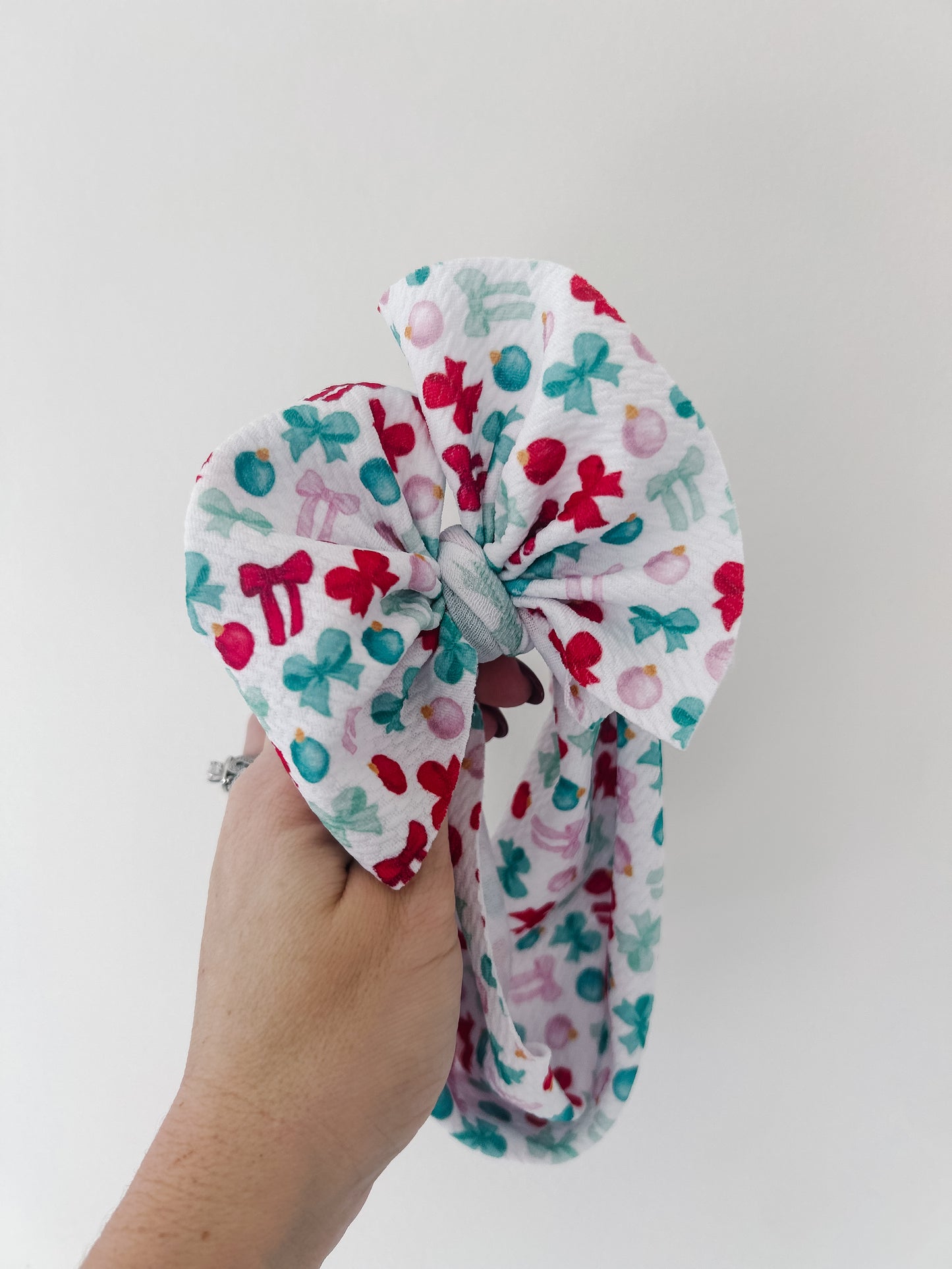 Vintage Ornaments & Bows