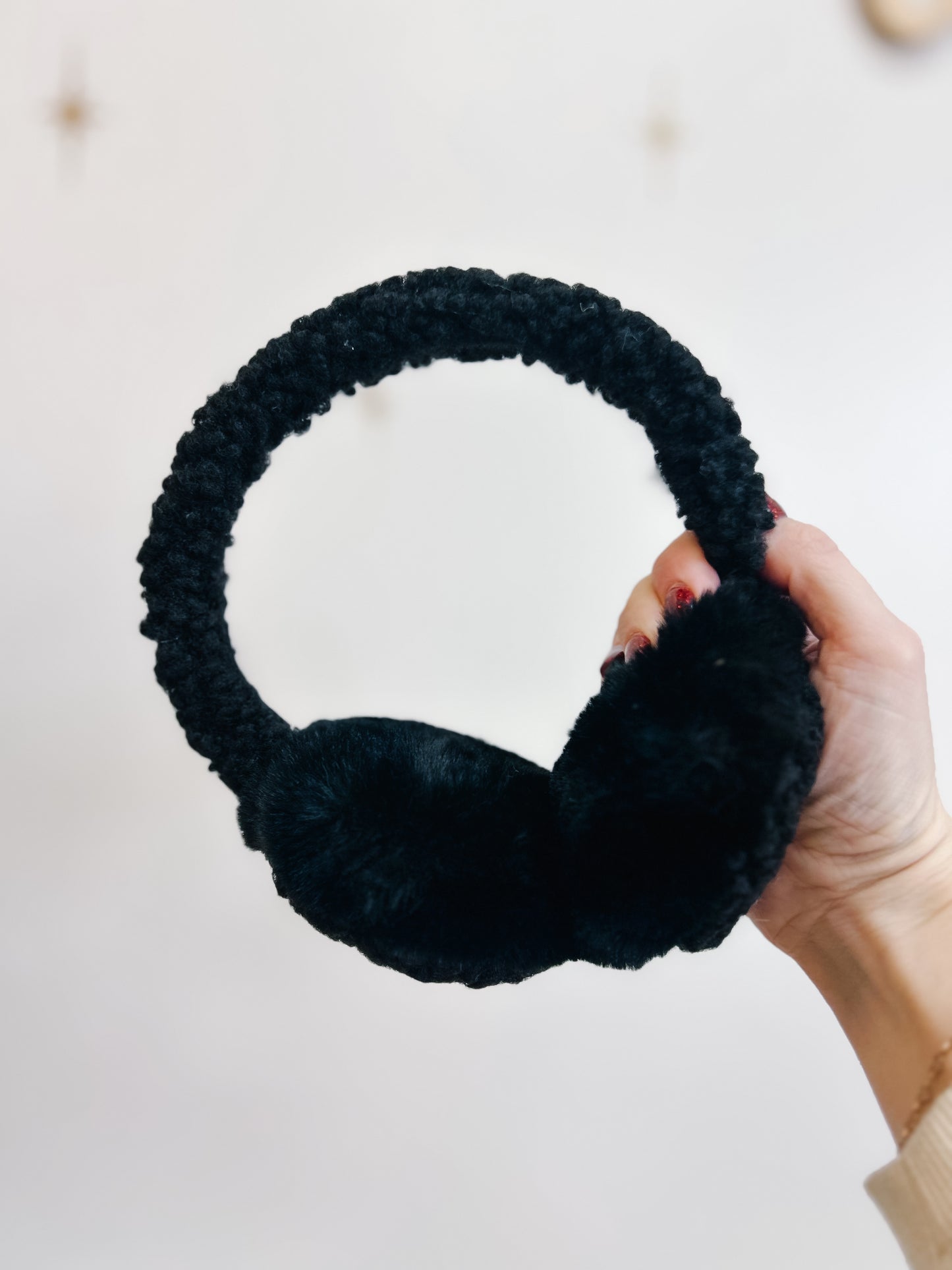 Adjustable Earmuffs - Sherpa Black