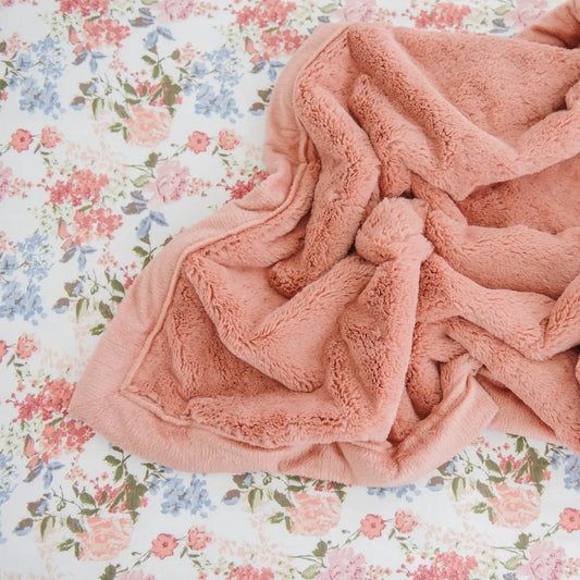 Stretchy Crib Sheet - Vintage Floral